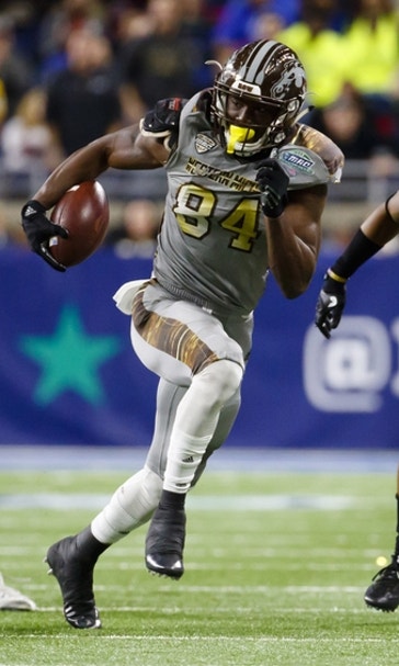 Corey Davis: Western Michigan WR a Threat Wisconsin Defense Needs to Slow Down
